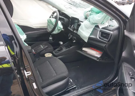 2022 Kia Rio S z USA, uszkodzony, nr VIN 3KPA24AD9NE452566